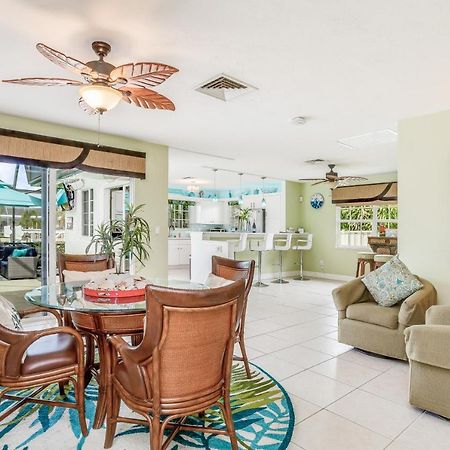 Palm Breeze Bliss Villa Marco Island Bagian luar foto